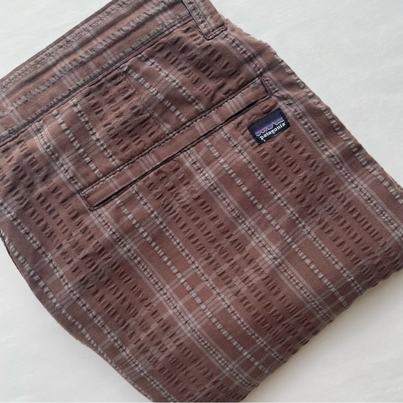 Patagonia Men’s Textured Plaid Lightweight Casual Shorts Size 28 Brown 10” - Picture 1 of 15